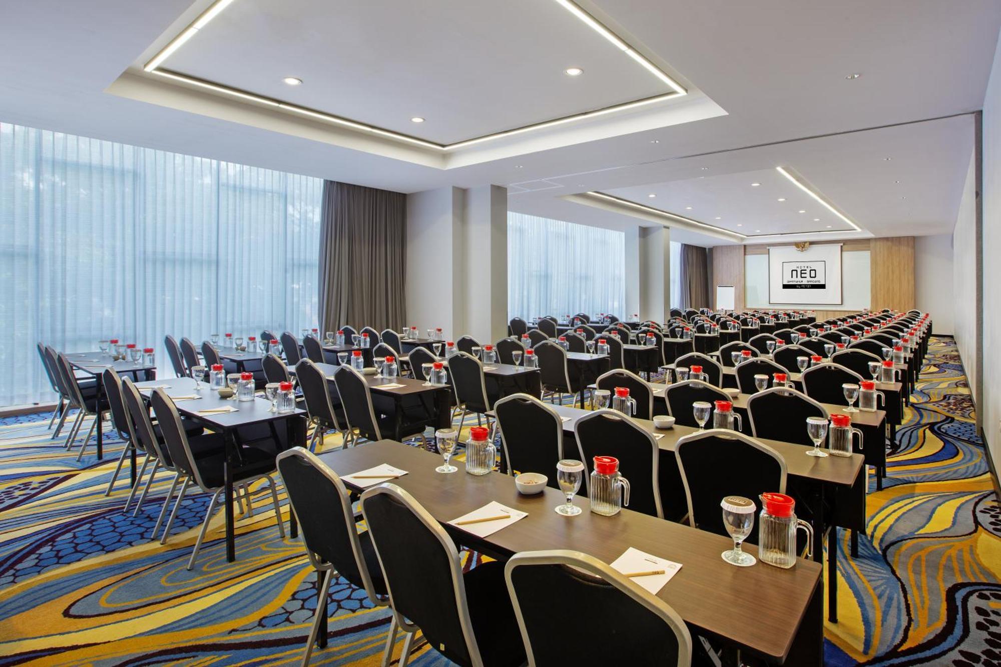 Neo Dipatiukur Bandung By Aston Hotell Eksteriør bilde